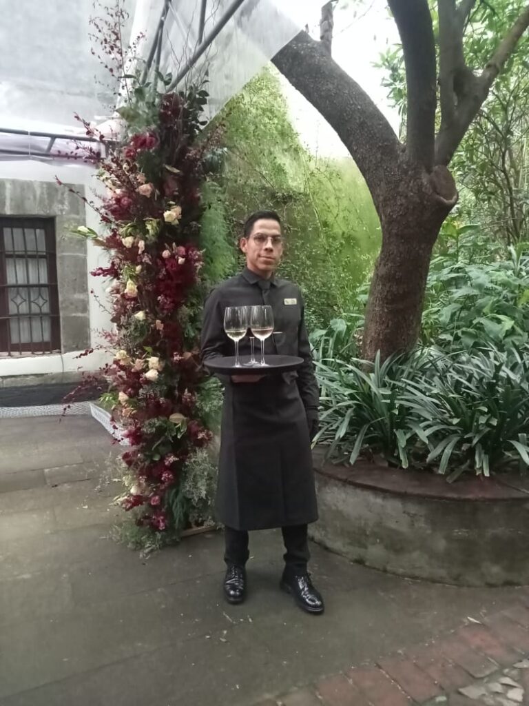 76b6f62d 4881 4359 9944 7cc060fa6a5c